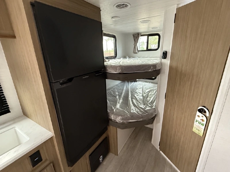 2025 FOREST RIVER EVO 178BHSK