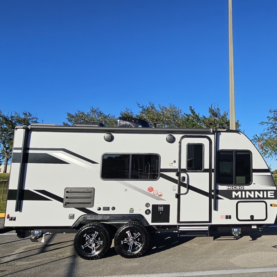 2024 Winnebago Micro Minnie 2100BH RV