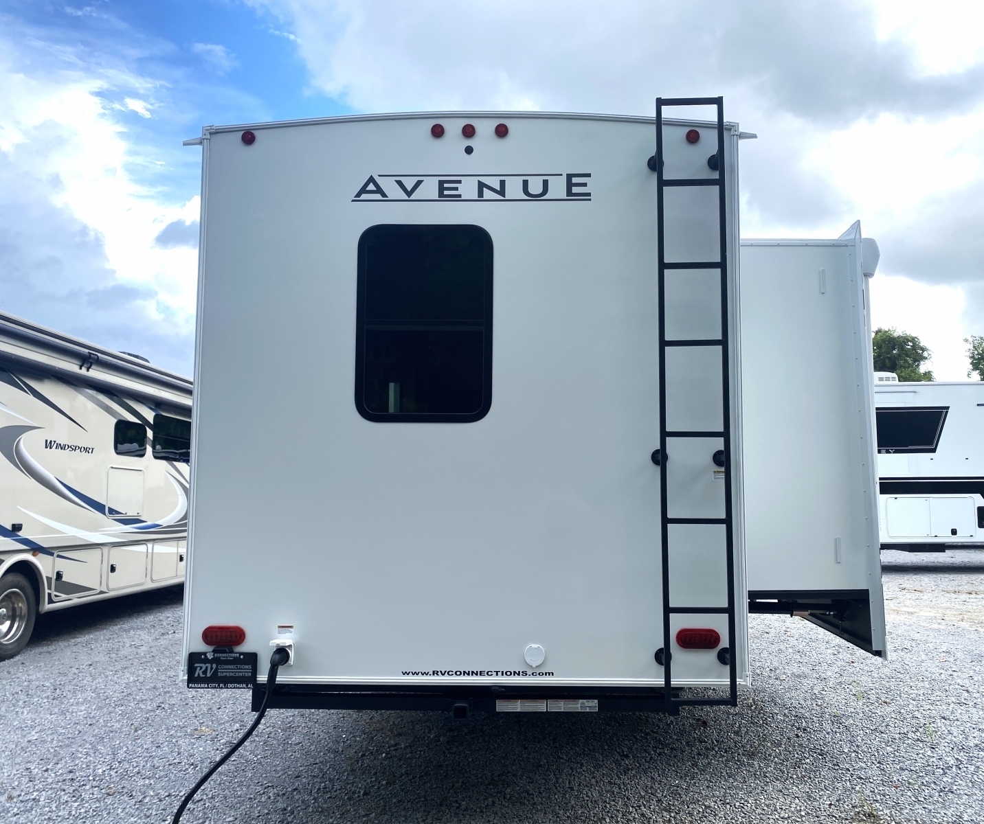 Trailer Image
