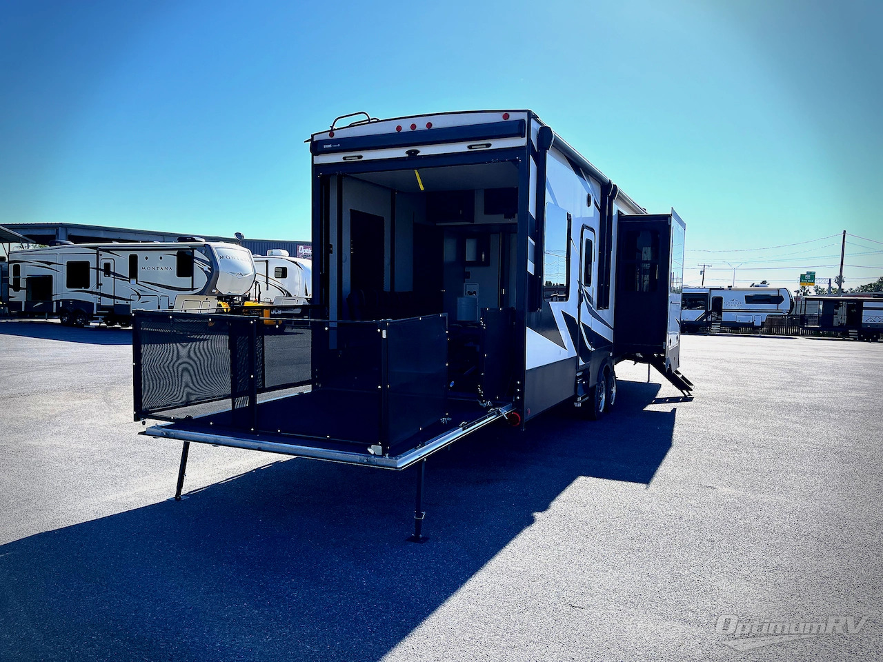 2021 Dutchmen RV voltage 3845