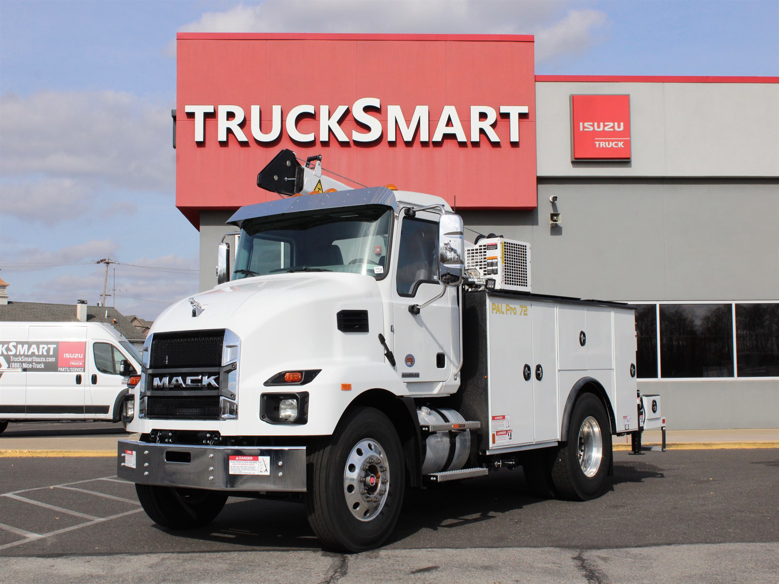 2025 Mack MD photo 4