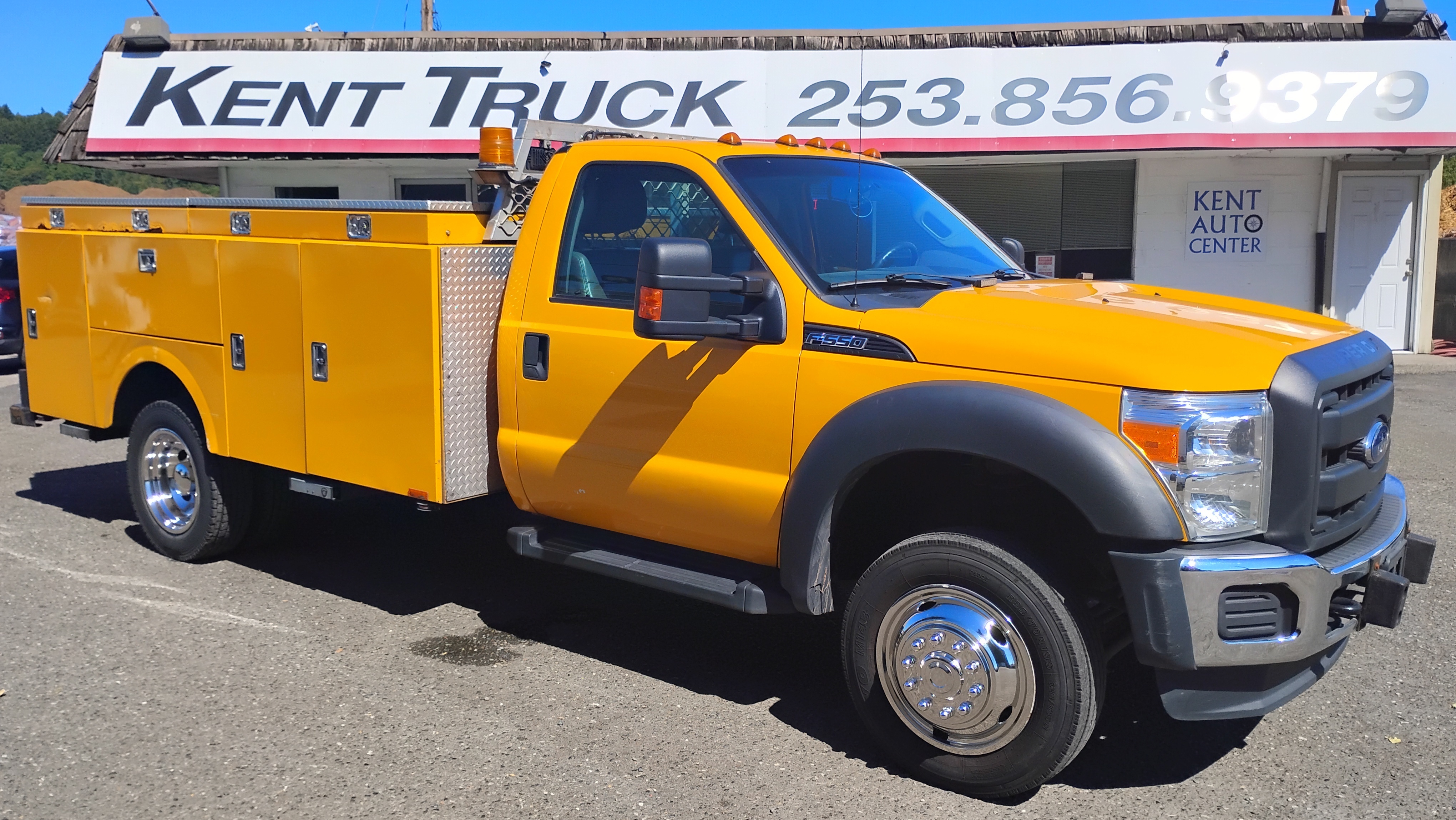 2014 FORD F550 XL in Kent, WA