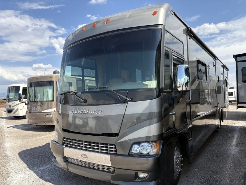 2008 WINNEBAGO ADVENTURER 38J