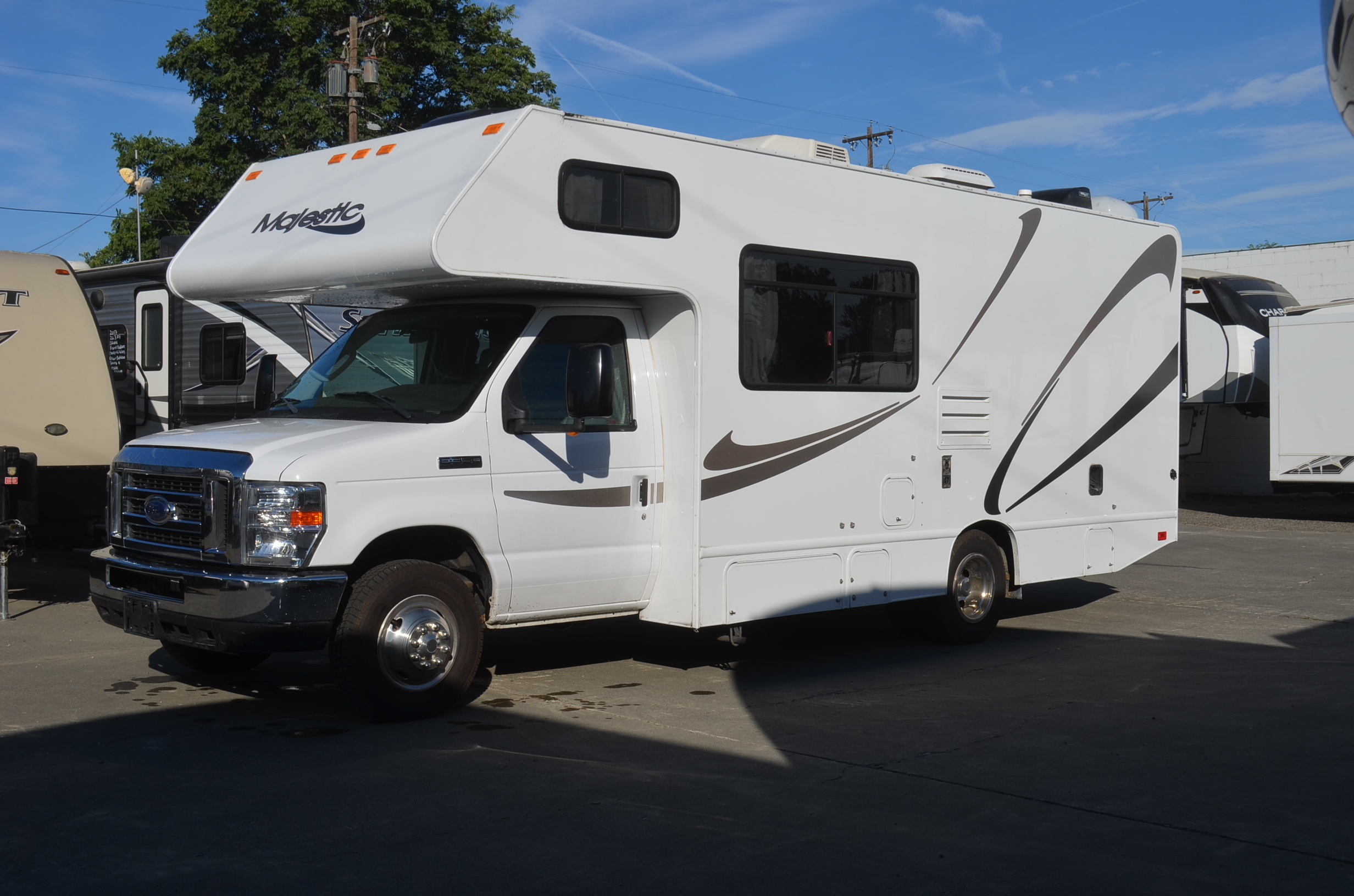 2019 Thor Motor Coach FOUR WINDS MAJESTIC 23A RV