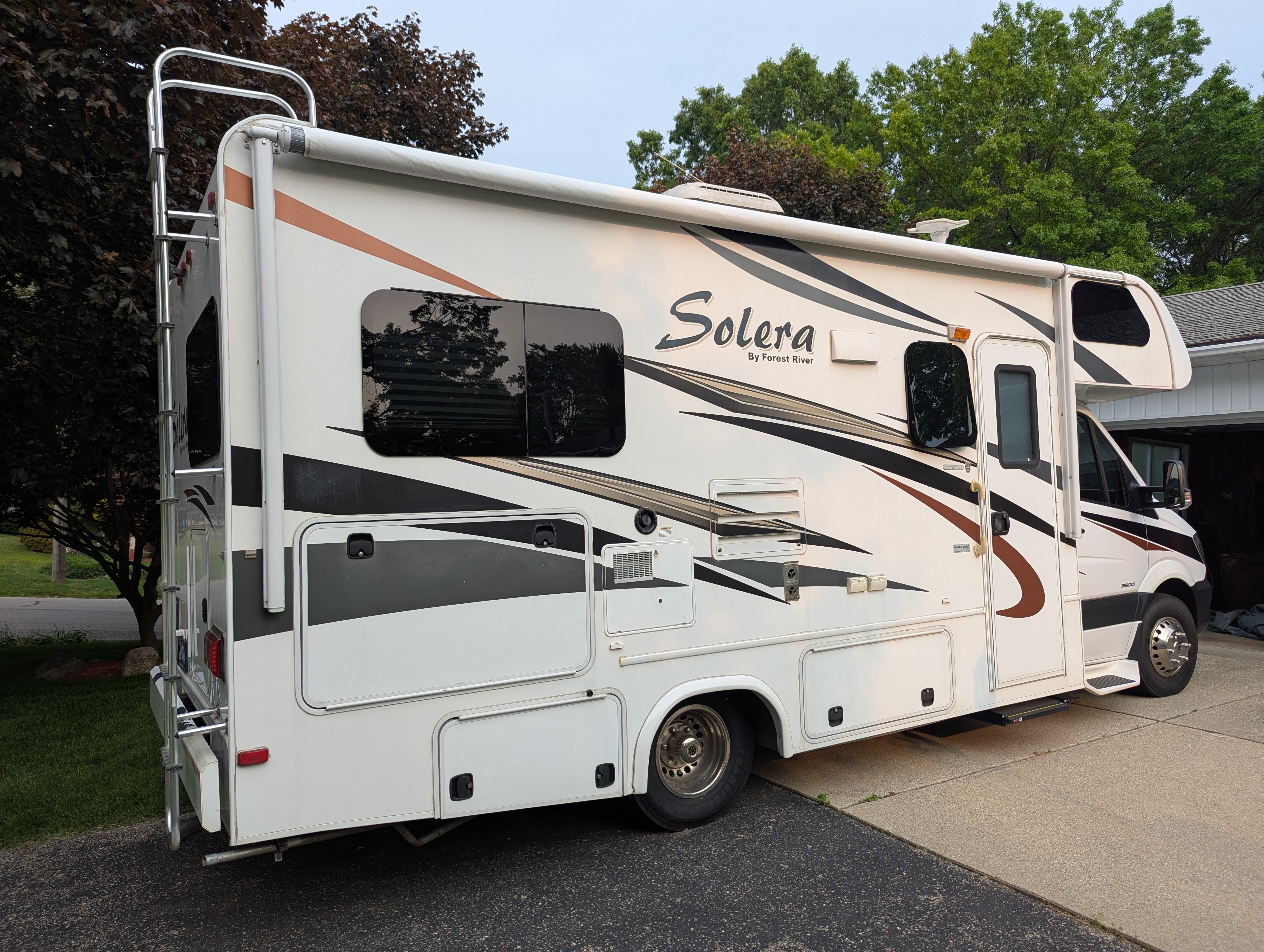 2015 Forest River Solera 24S RV