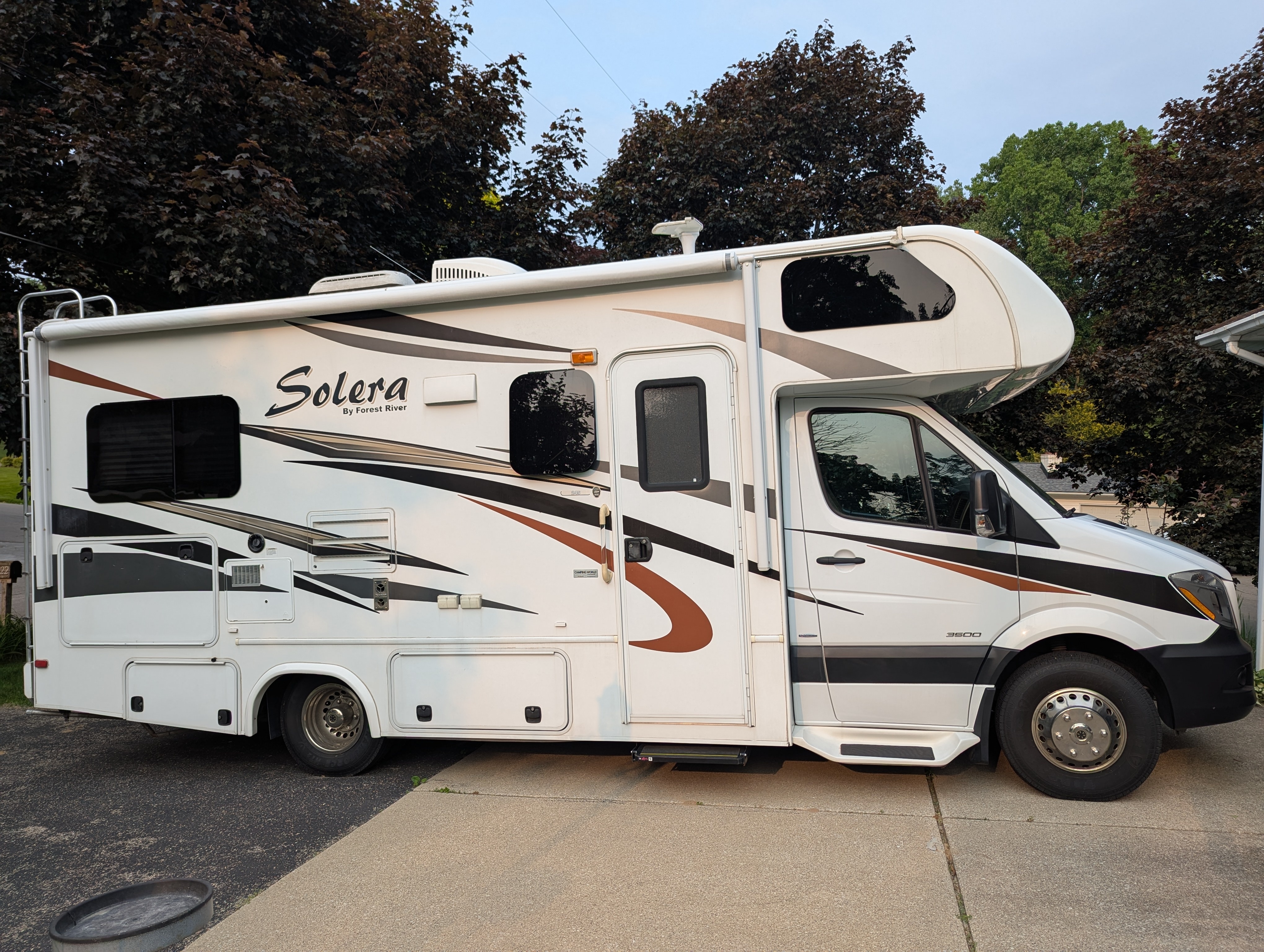 2015 Forest River Solera 24S in grand rapids MI