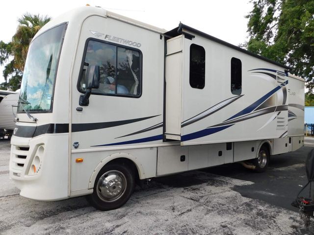 2017 Fleetwood Flair 30P Handicap Accessible in hudson FL