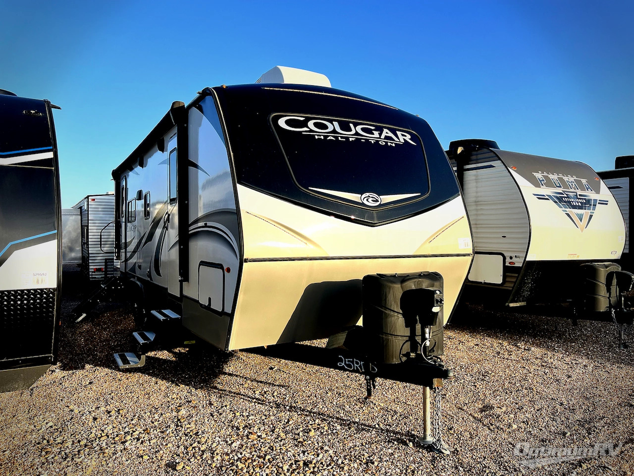 2022 Keystone RV cougar 25rds