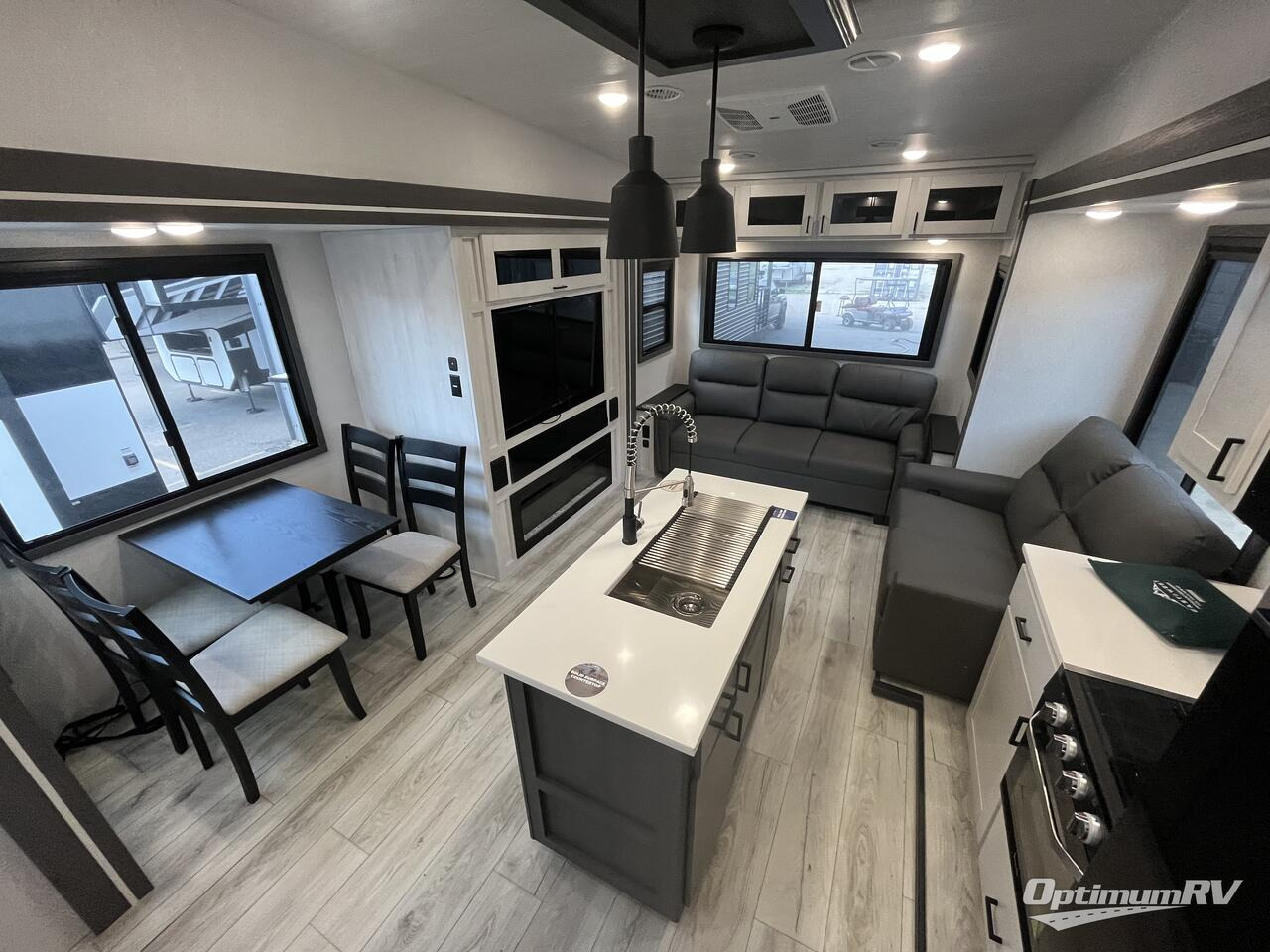 2025 East