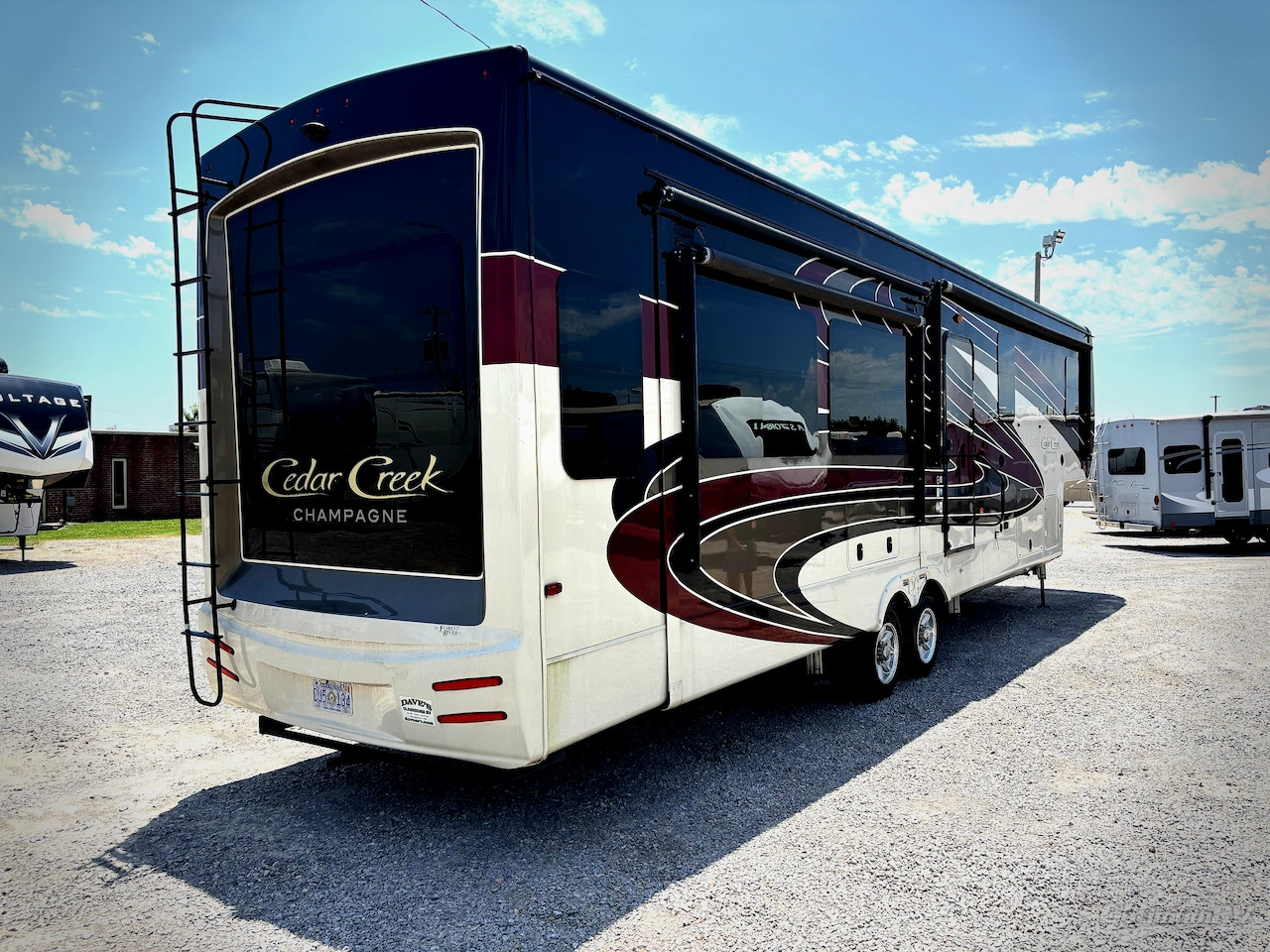 2020 Forest River cedar creek champagne 38el