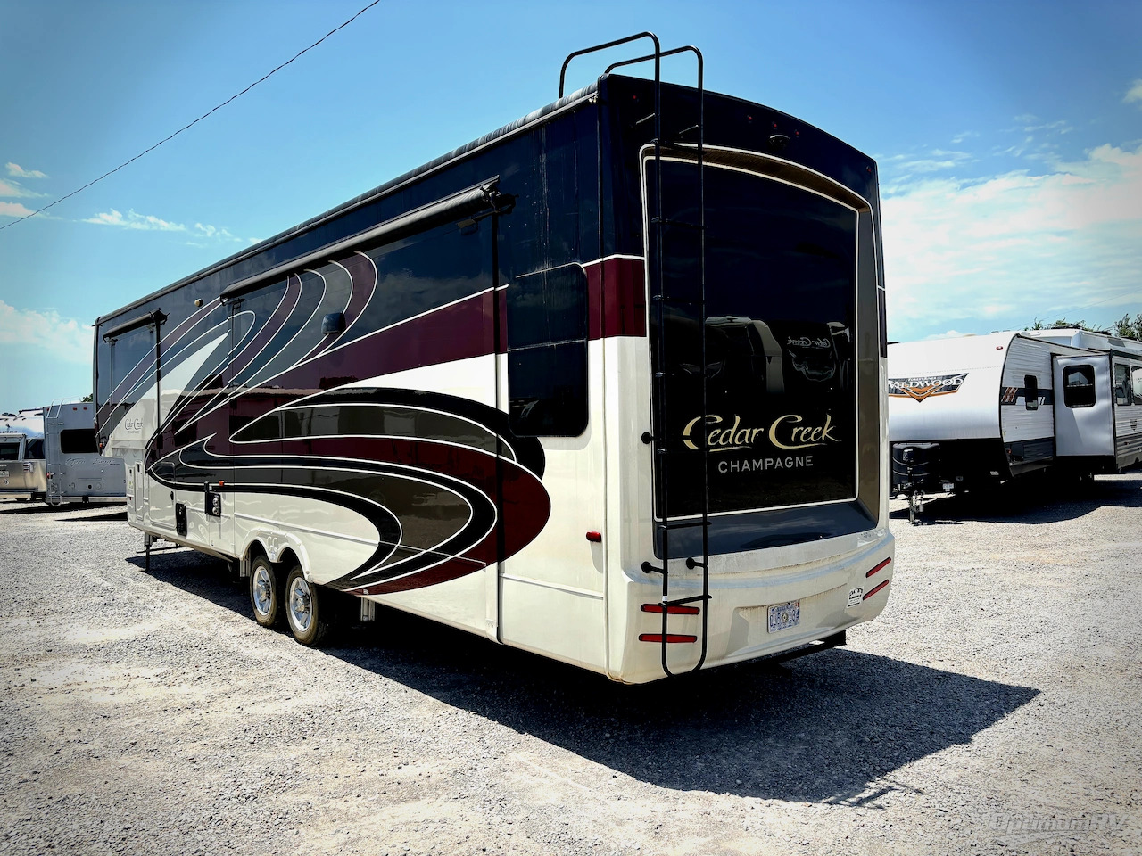 2020 Forest River cedar creek champagne 38el