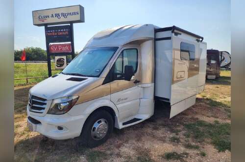 2019 Regency Conversions ULTRA BROUGHAM 25MB in pipe creek TX