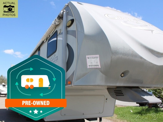 2011 Heartland greystone 32re