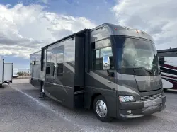 2008 WINNEBAGO ADVENTURER 38J