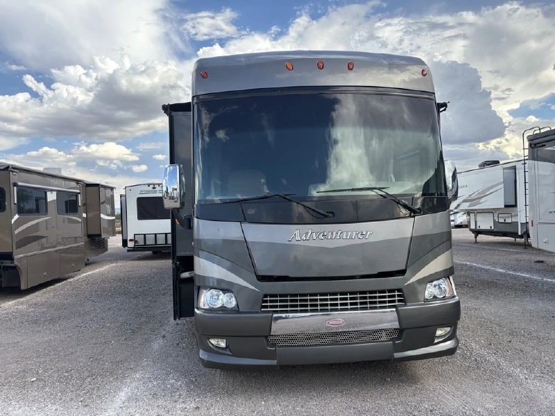 2008 WINNEBAGO ADVENTURER 38J