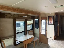 2008 WINNEBAGO ADVENTURER 38J