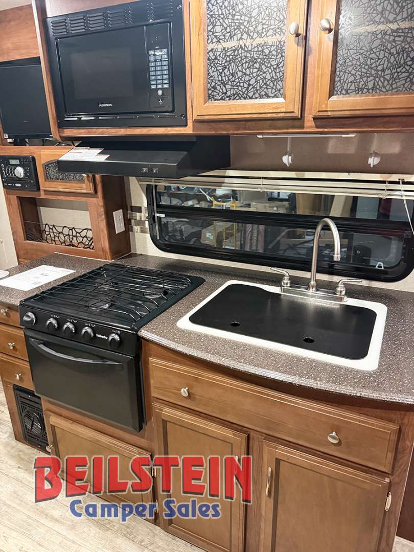2016 Coachmen RV