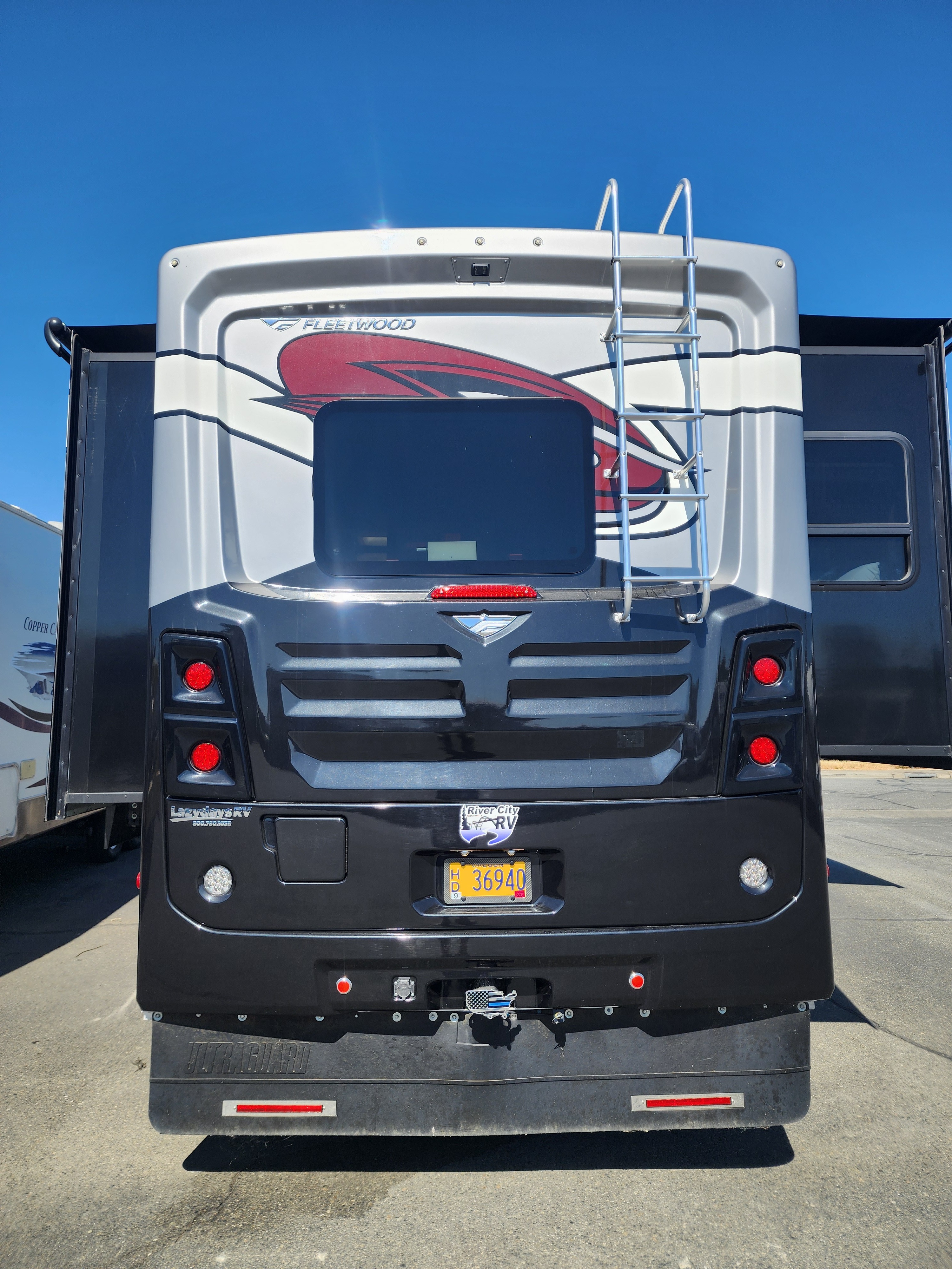 2018 Fleetwood bounder 35p