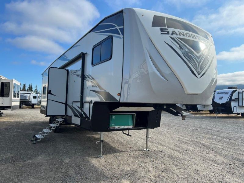 2021 Forest River sandstorm 326gslr