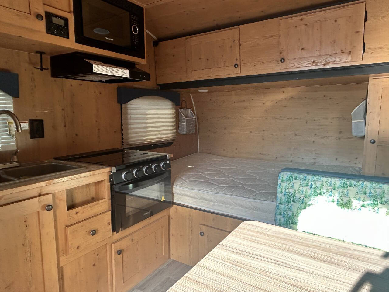 2021 Sunset Park & Rv Inc. 