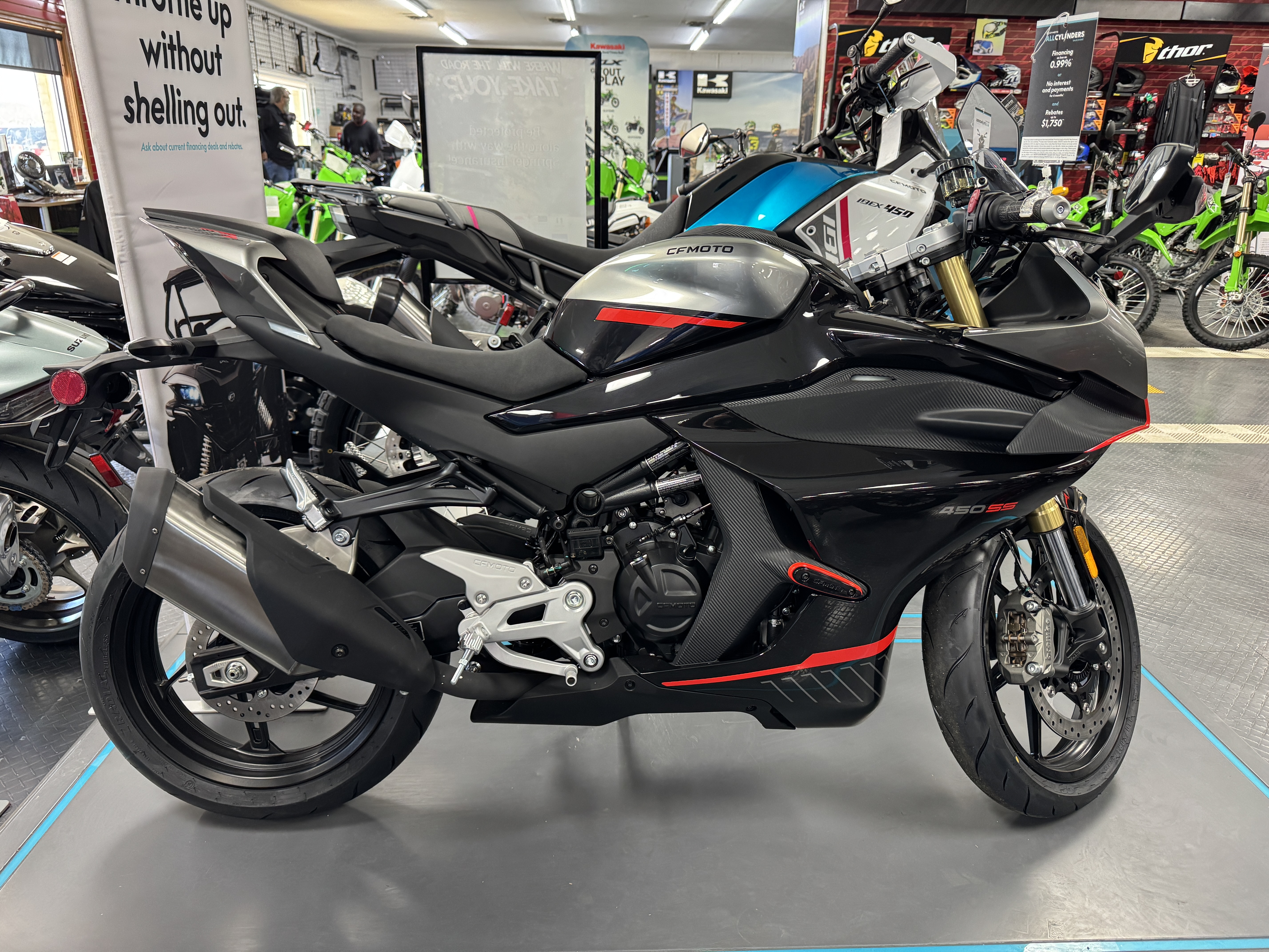 【am】 2013 Kawasaki ZX1400F - Motomax