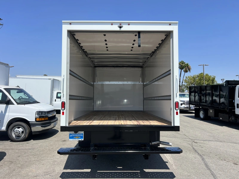 2025 CHEVROLET EXPRESS G4500