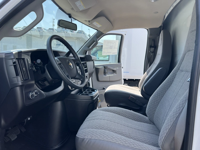 2025 CHEVROLET EXPRESS G4500