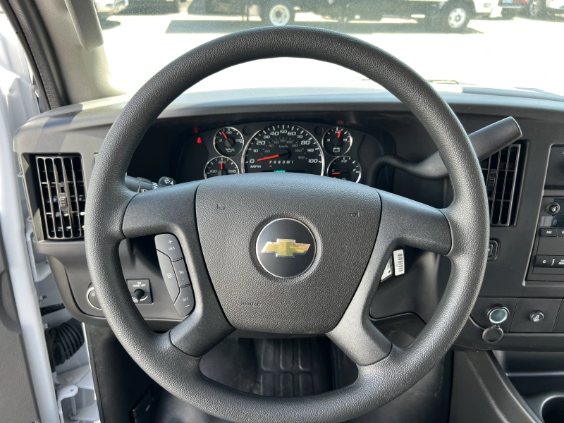 2025 CHEVROLET EXPRESS G4500