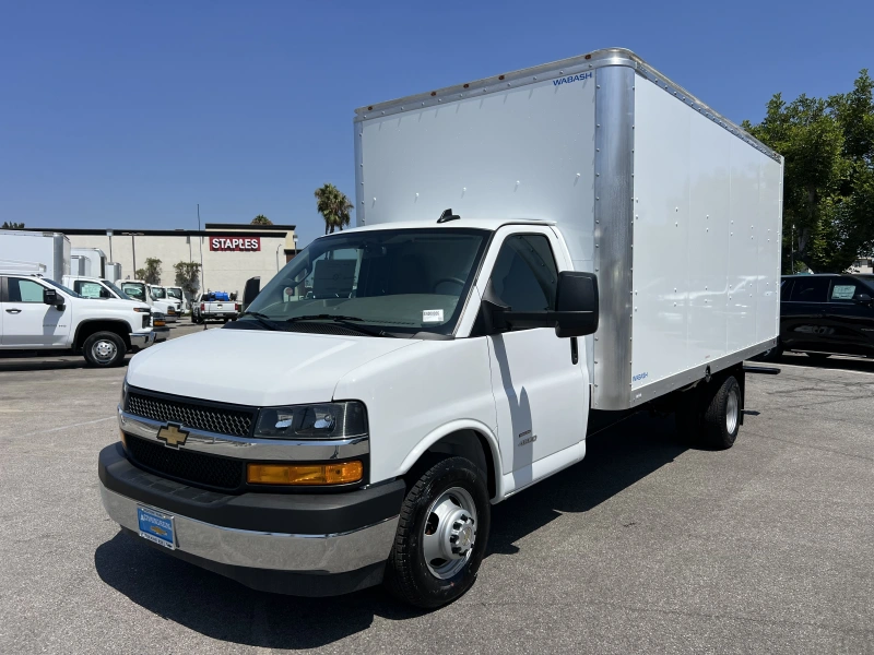 2025 CHEVROLET EXPRESS G4500