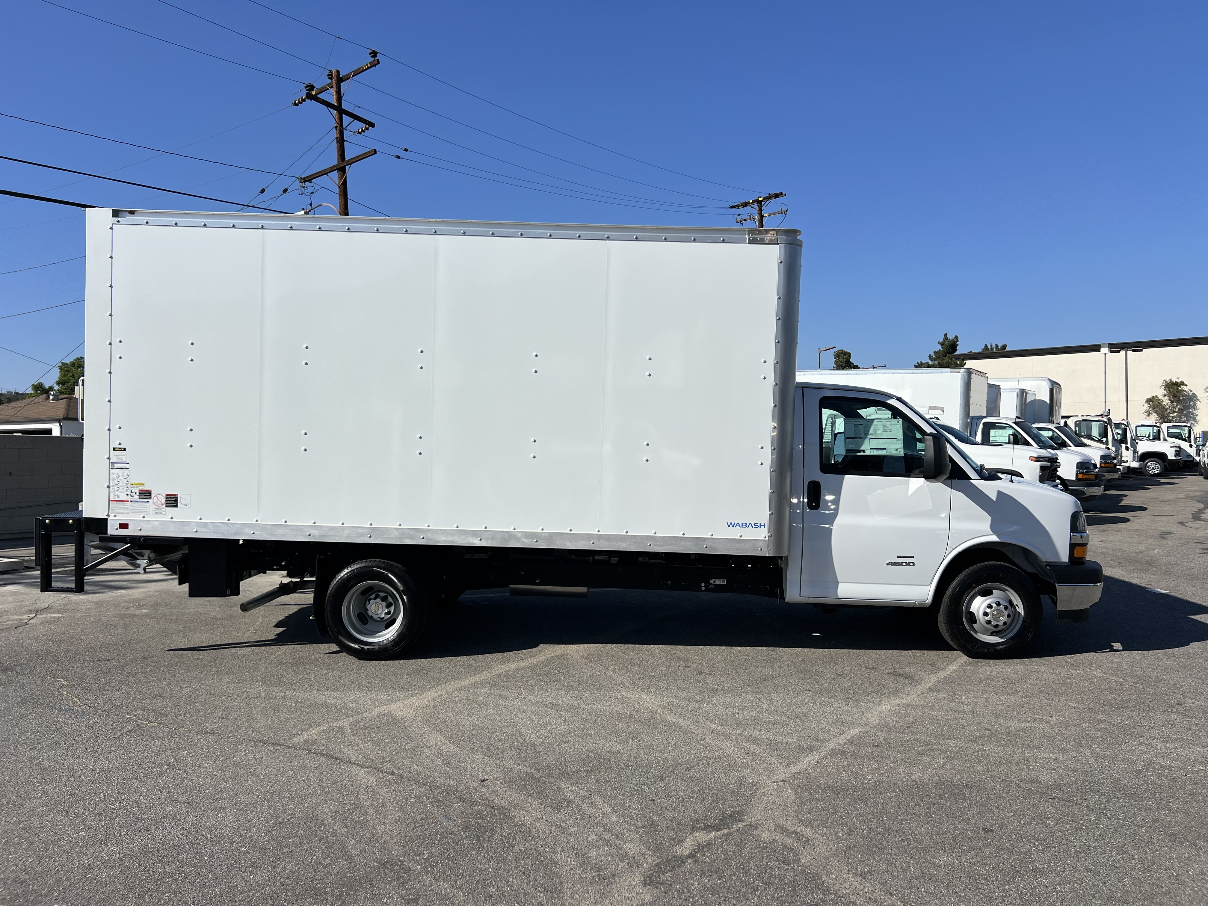 2025 CHEVROLET EXPRESS G4500 in Monterey Park, CA