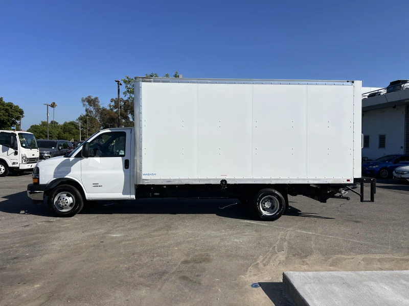 2025 CHEVROLET EXPRESS G4500