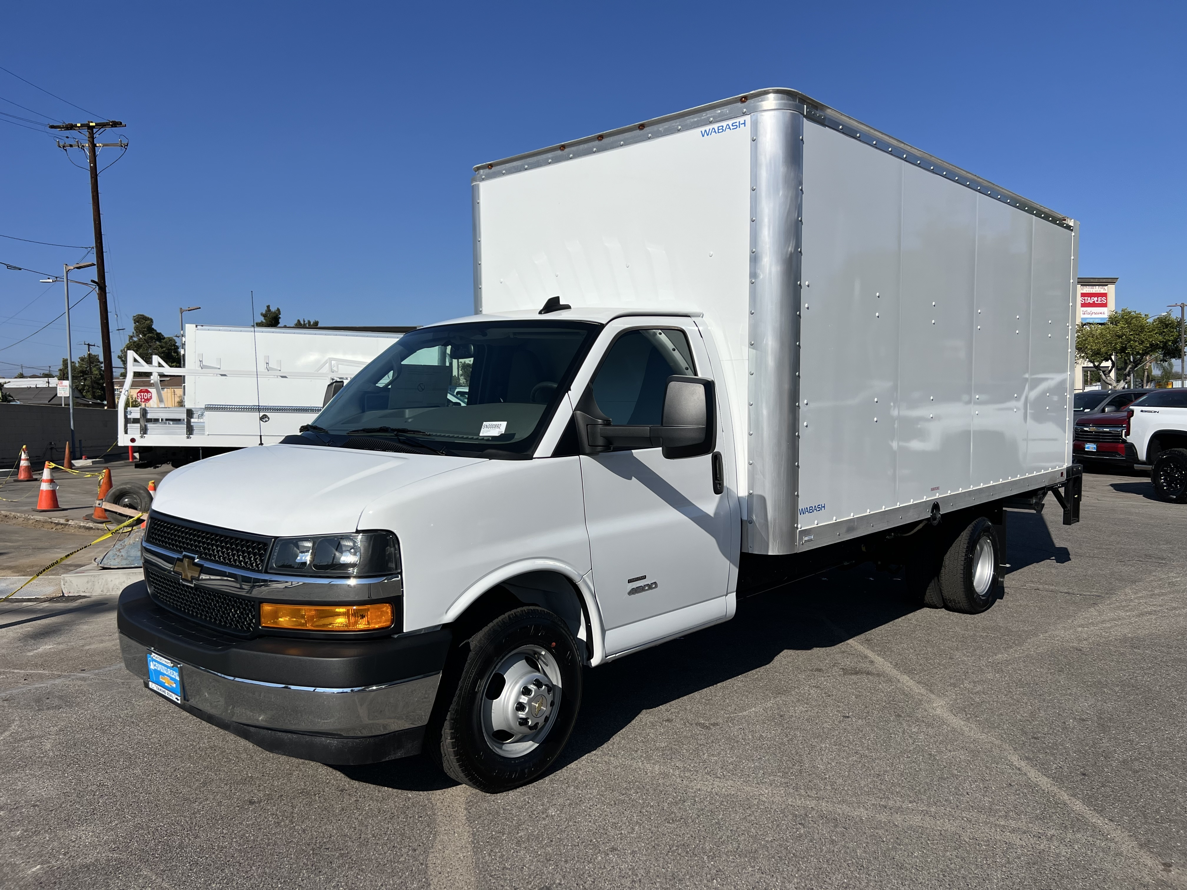 2025 CHEVROLET EXPRESS G4500 in Monterey Park, CA