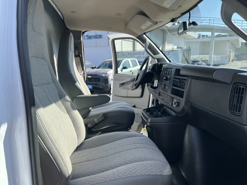 2025 CHEVROLET EXPRESS G4500