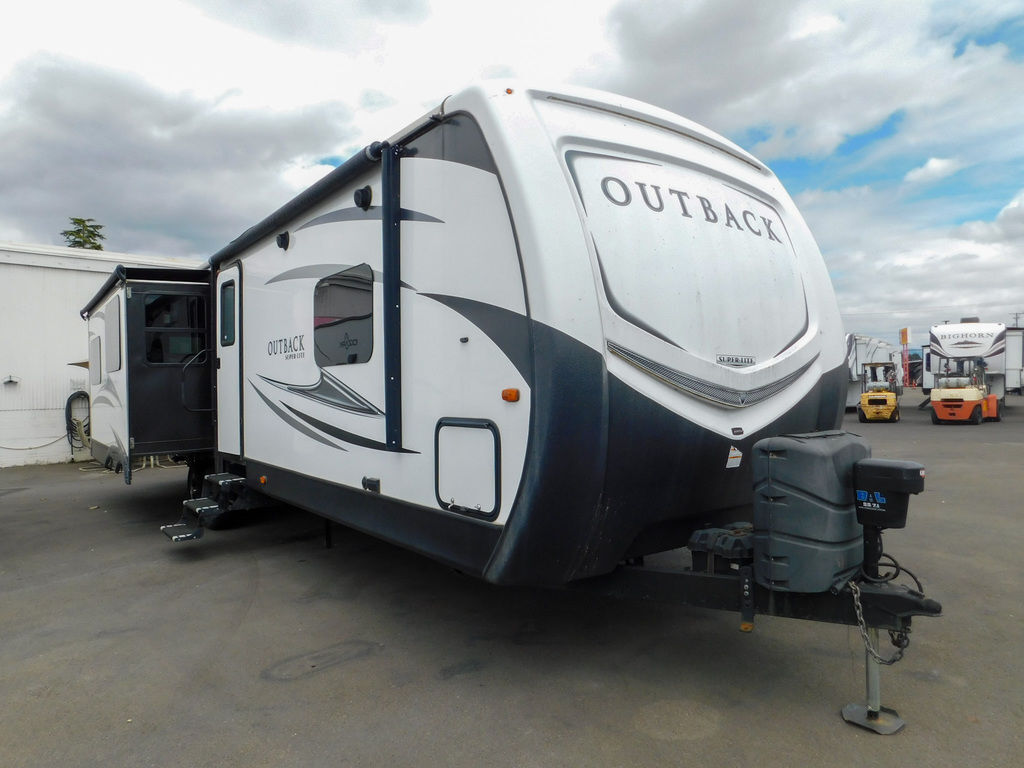 2017 Keystone RV outback 328rl