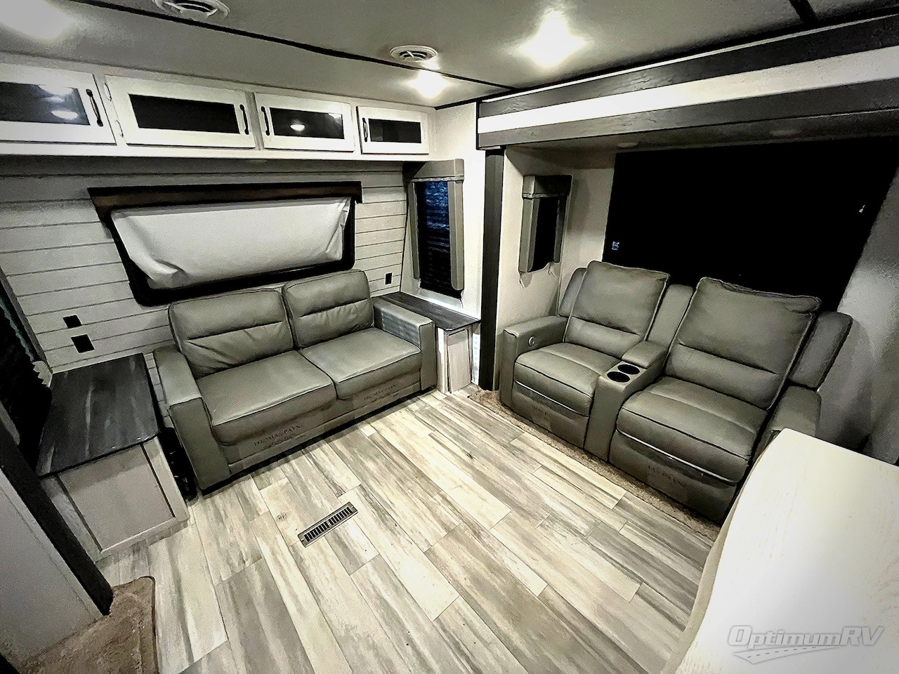2022 Keystone RV sprinter 330kbs