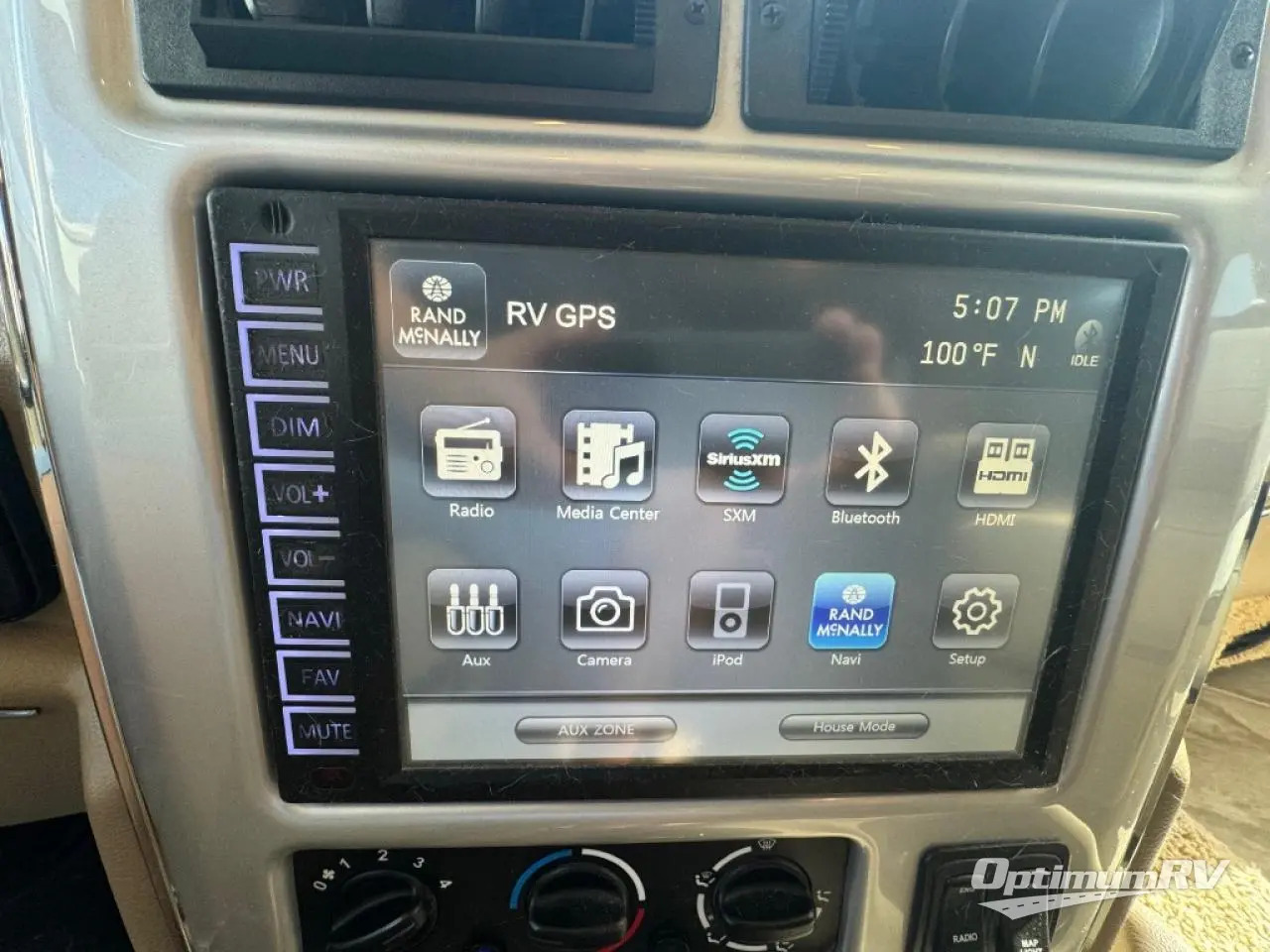 2016 Winnebago adventurer 35p