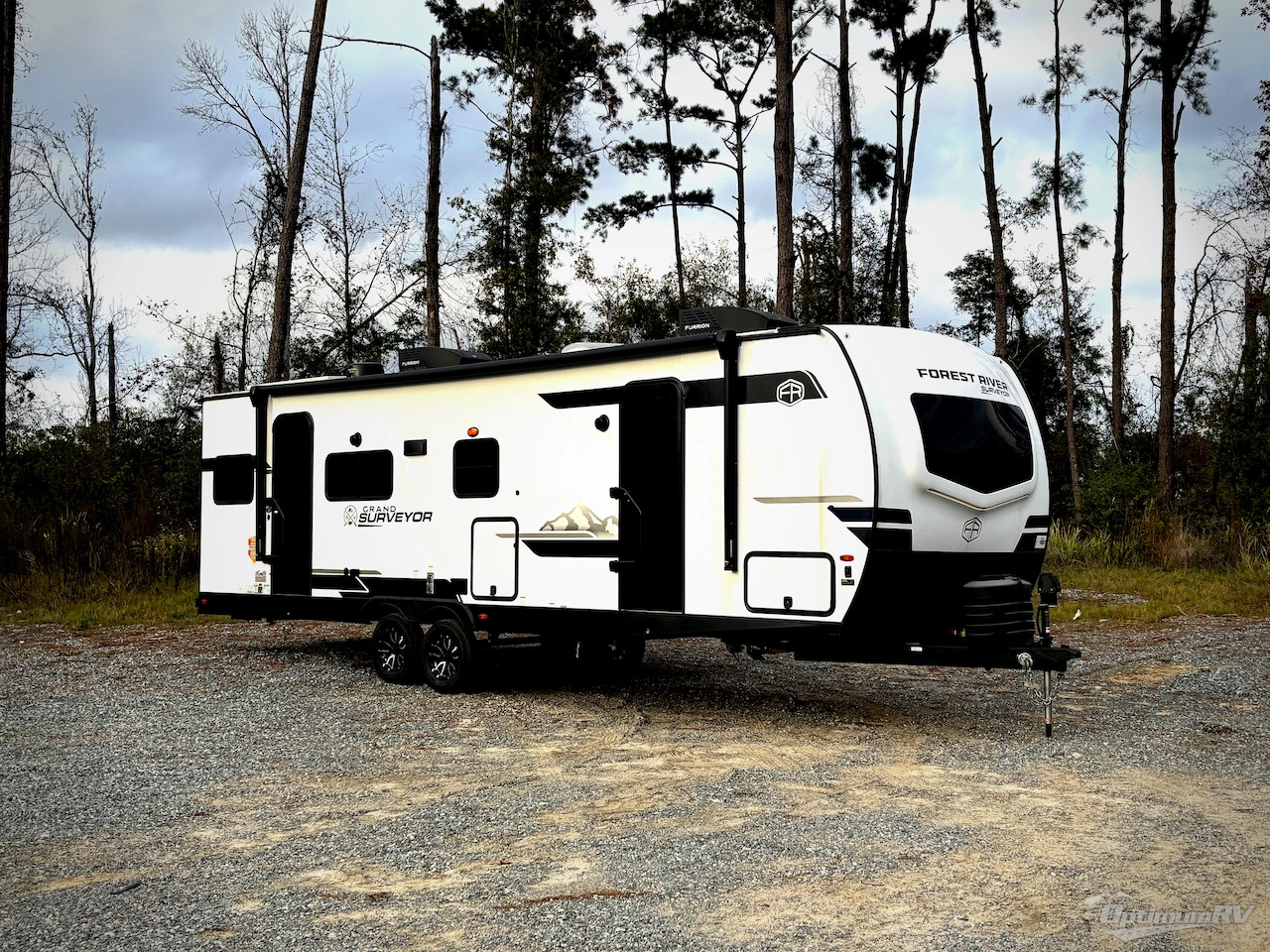 2025 Forest River grand surveyor 253rls