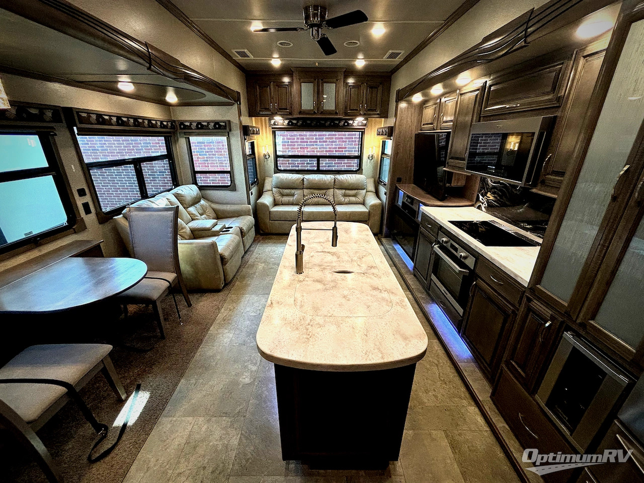 2020 Forest River cedar creek champagne 38el