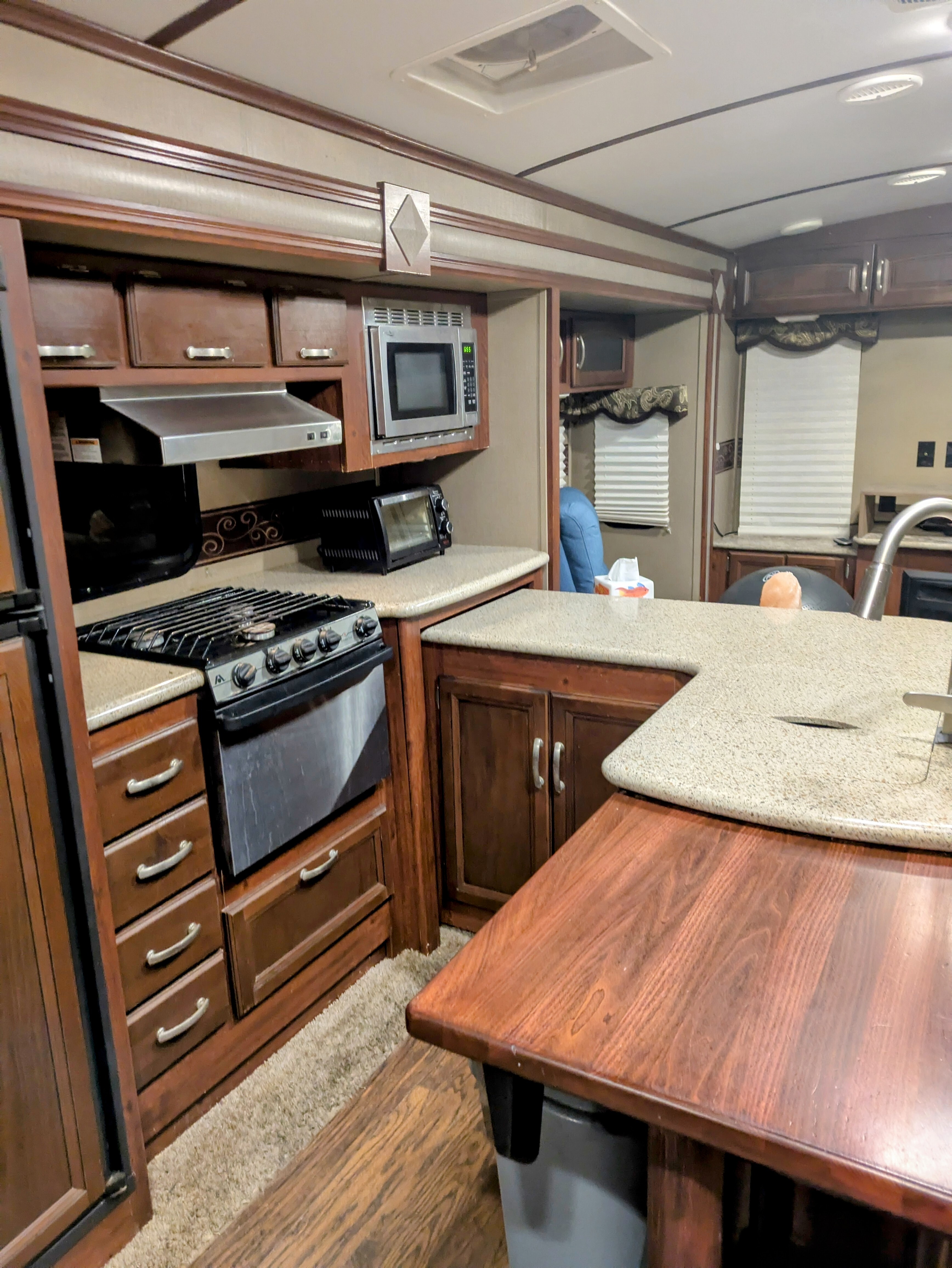 2016 Keystone Outback Diamond Super Lite 326RL RV