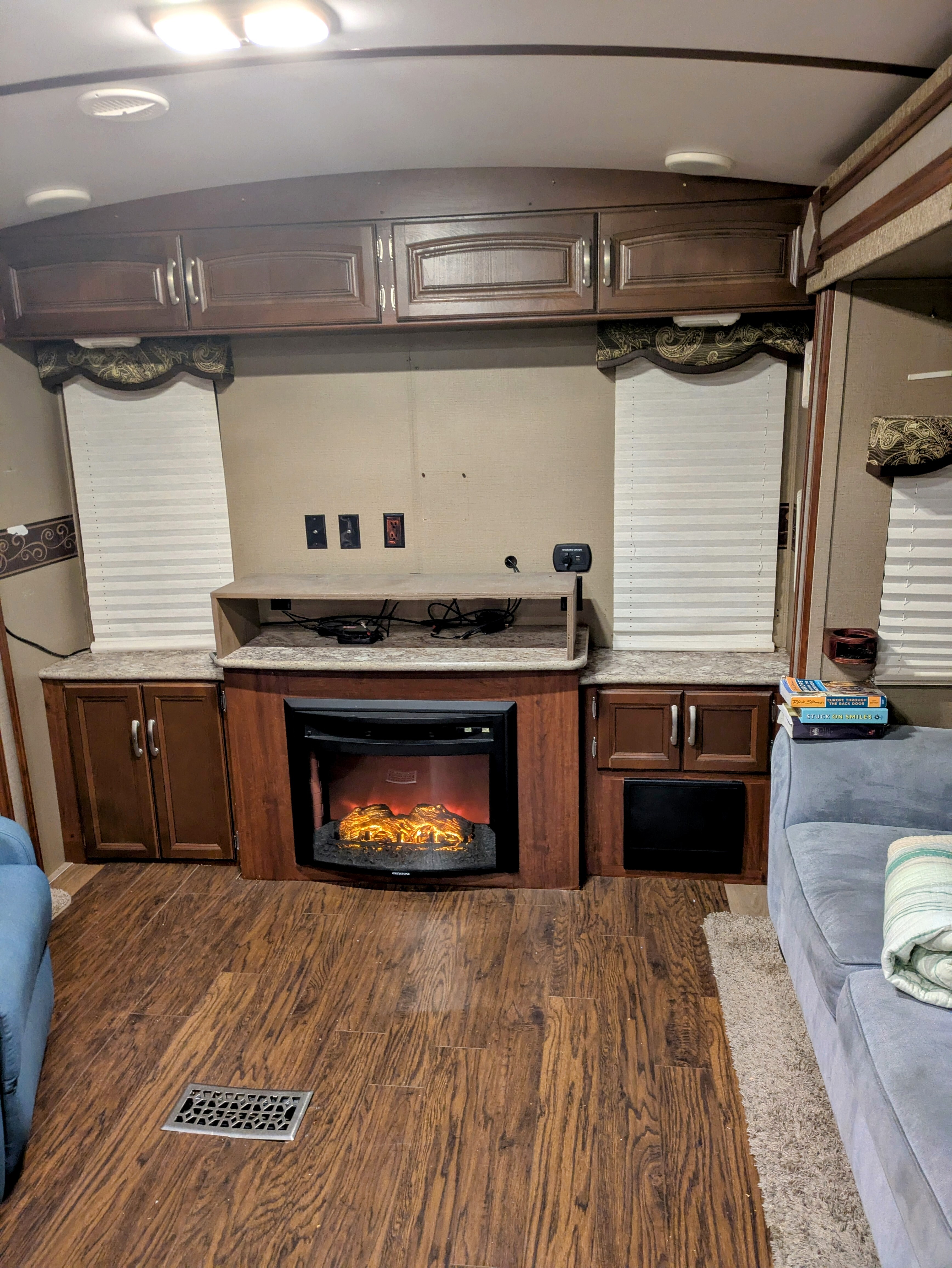2016 Keystone Outback Diamond Super Lite 326RL in bradenton FL