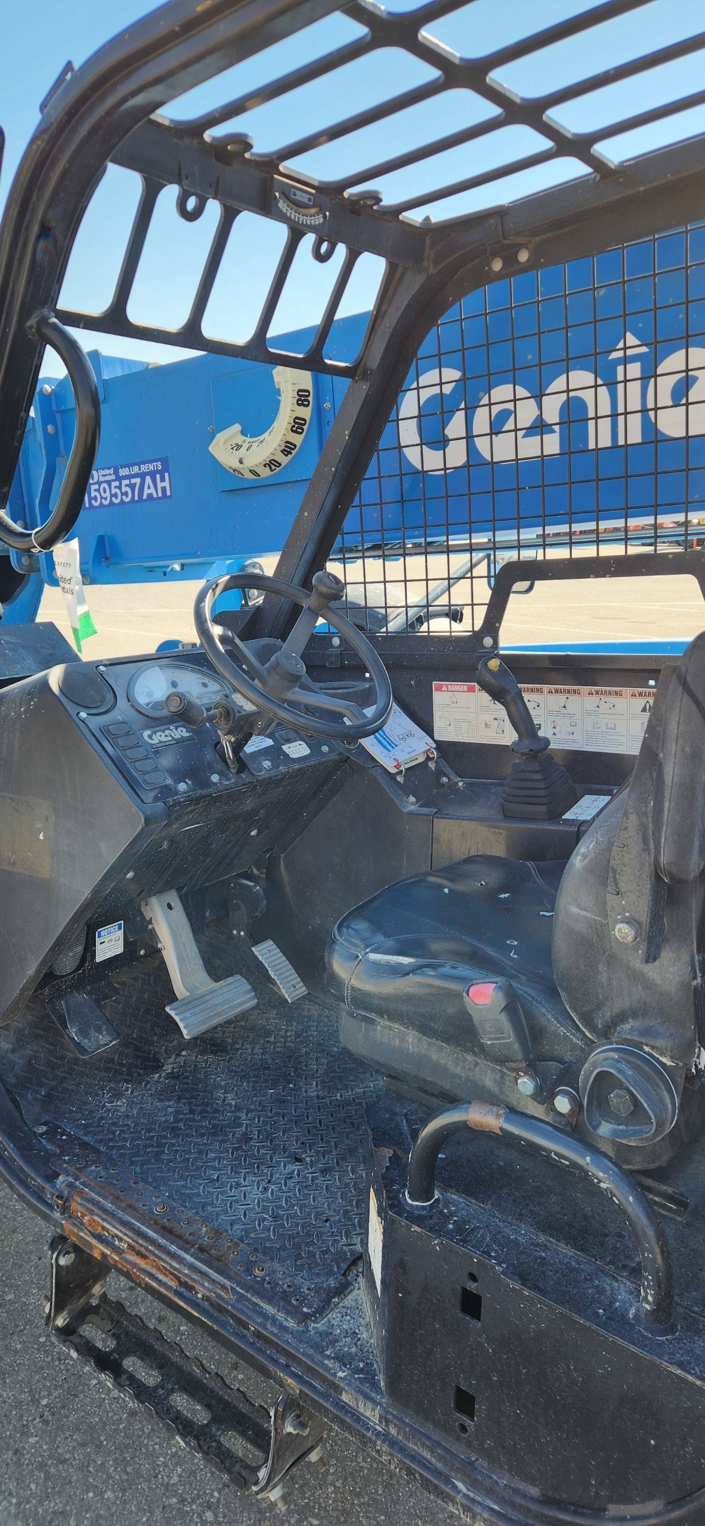 2015 GENIE GTH-636 Forklift in Bakersfield, CA