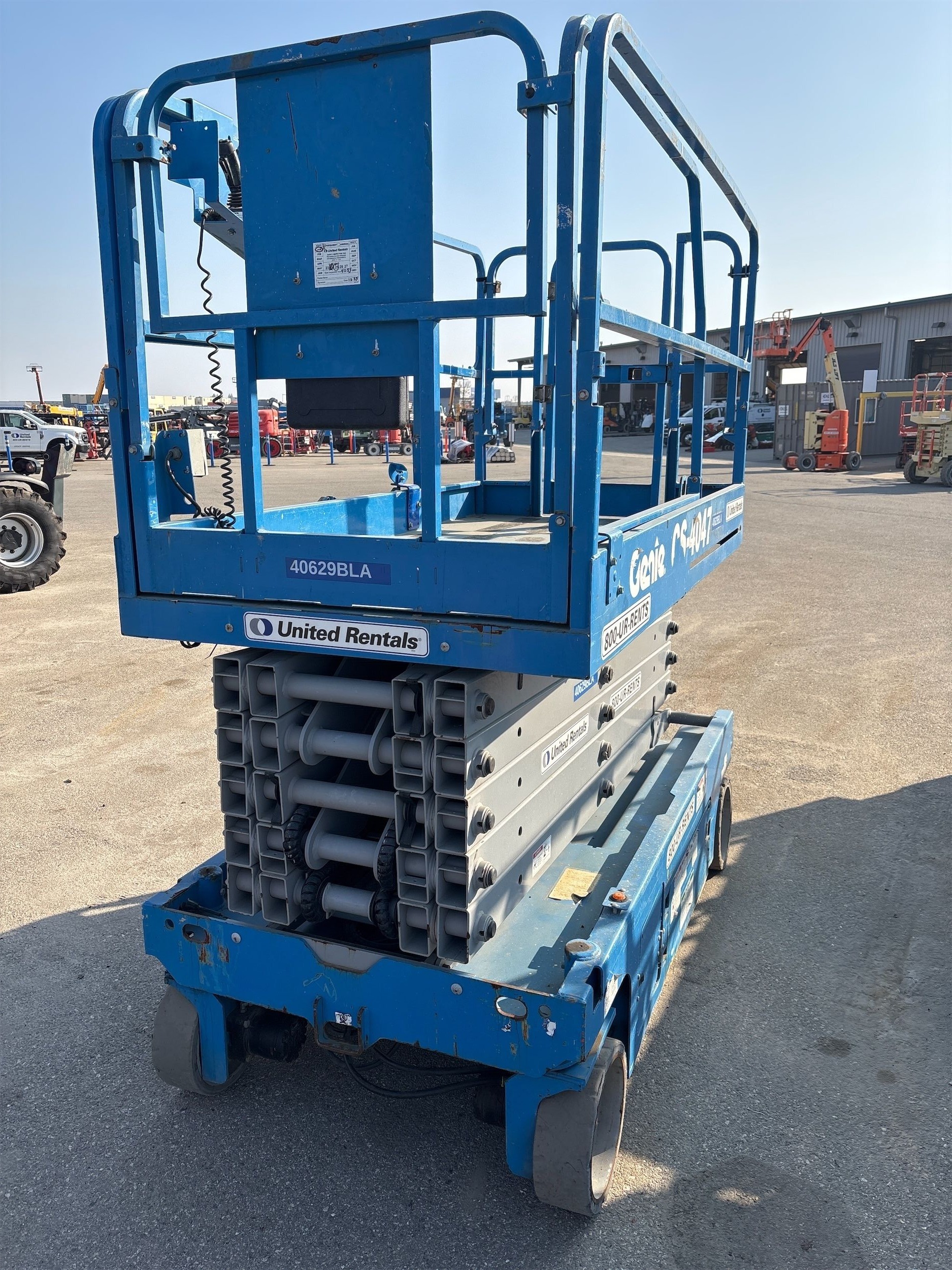 2017 GENIE GS-4047 Scissor Lift in Bakersfield, CA