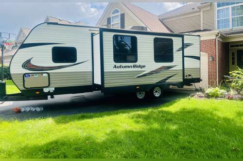 2018 Starcraft Autumn Ridge Outfitter 26BHS in sugar grove IL