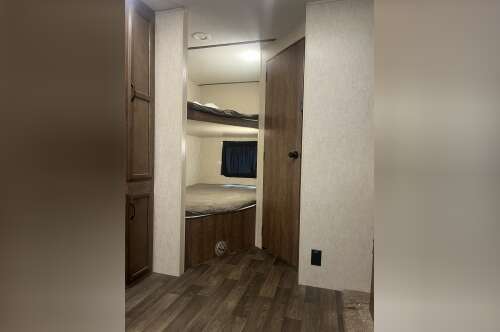 2018 Starcraft Autumn Ridge Outfitter 26BHS in sugar grove IL