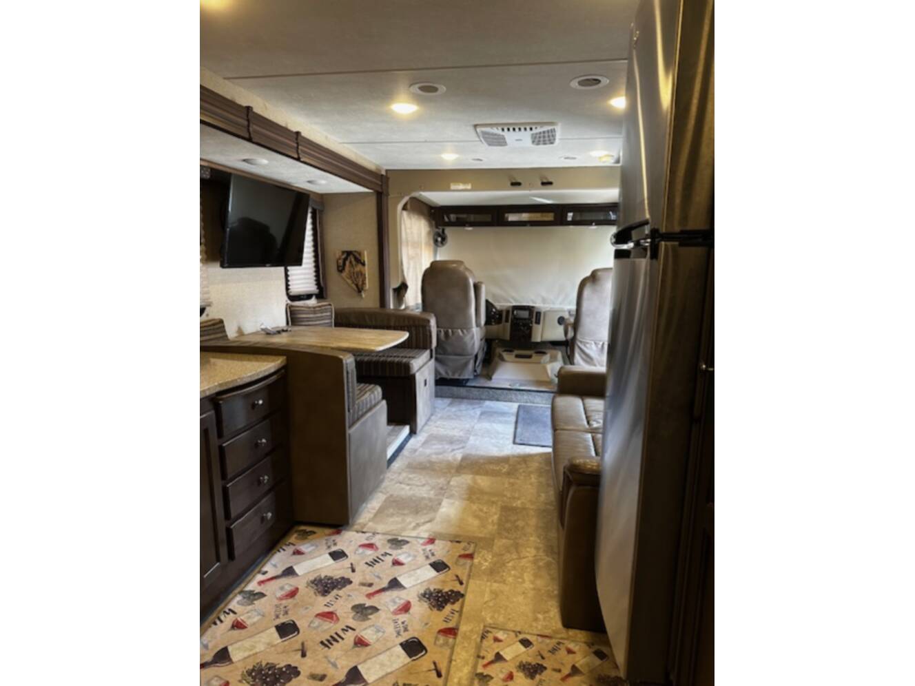 A photo of this 2018 Thor Motor Coach Windsport 34P