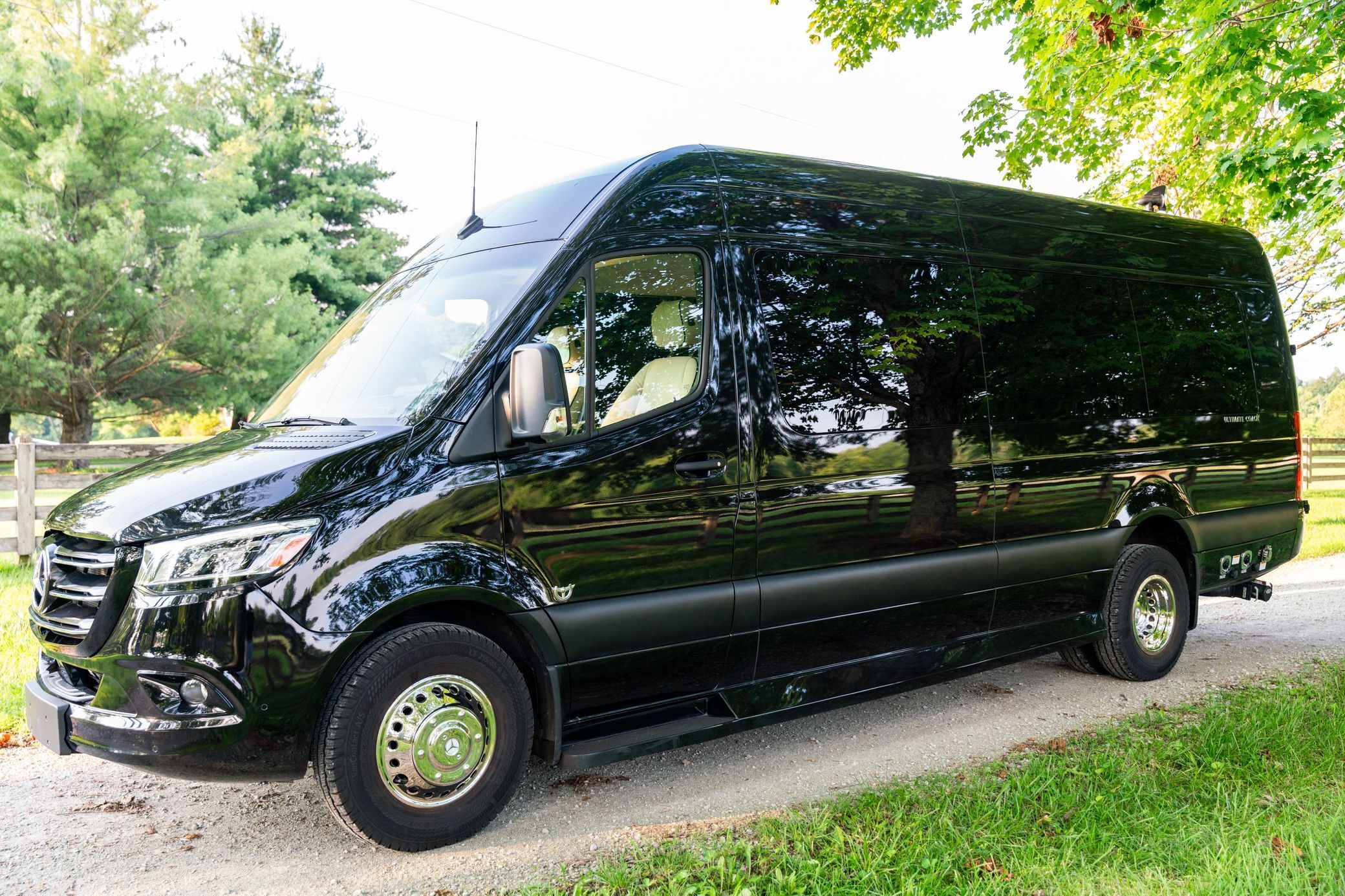 2025 Ultimate Toys Ultimate Coach RV
