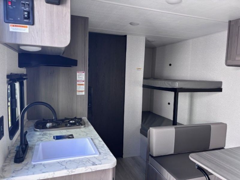 2025 Keystone RV hideout 175bh