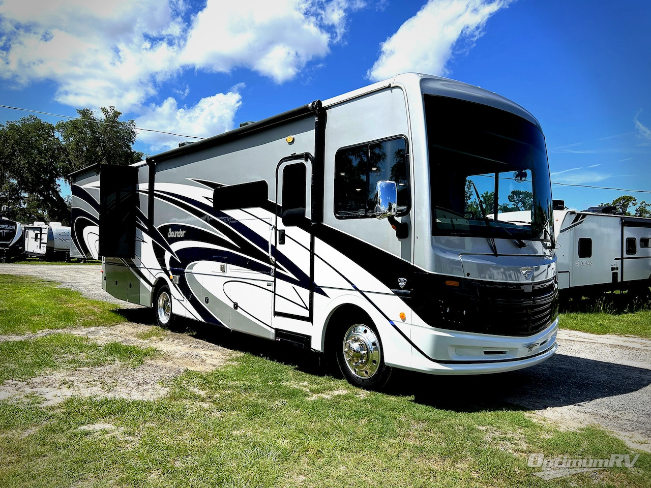2022 Fleetwood bounder 33c