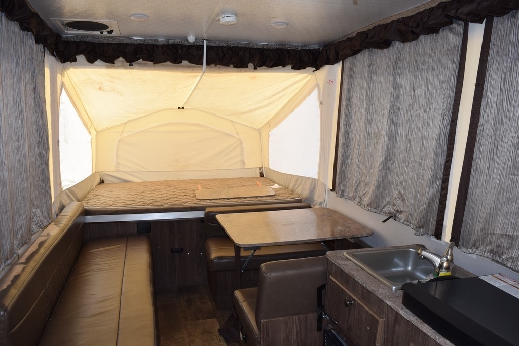 2019 Forest River rockwood 2280