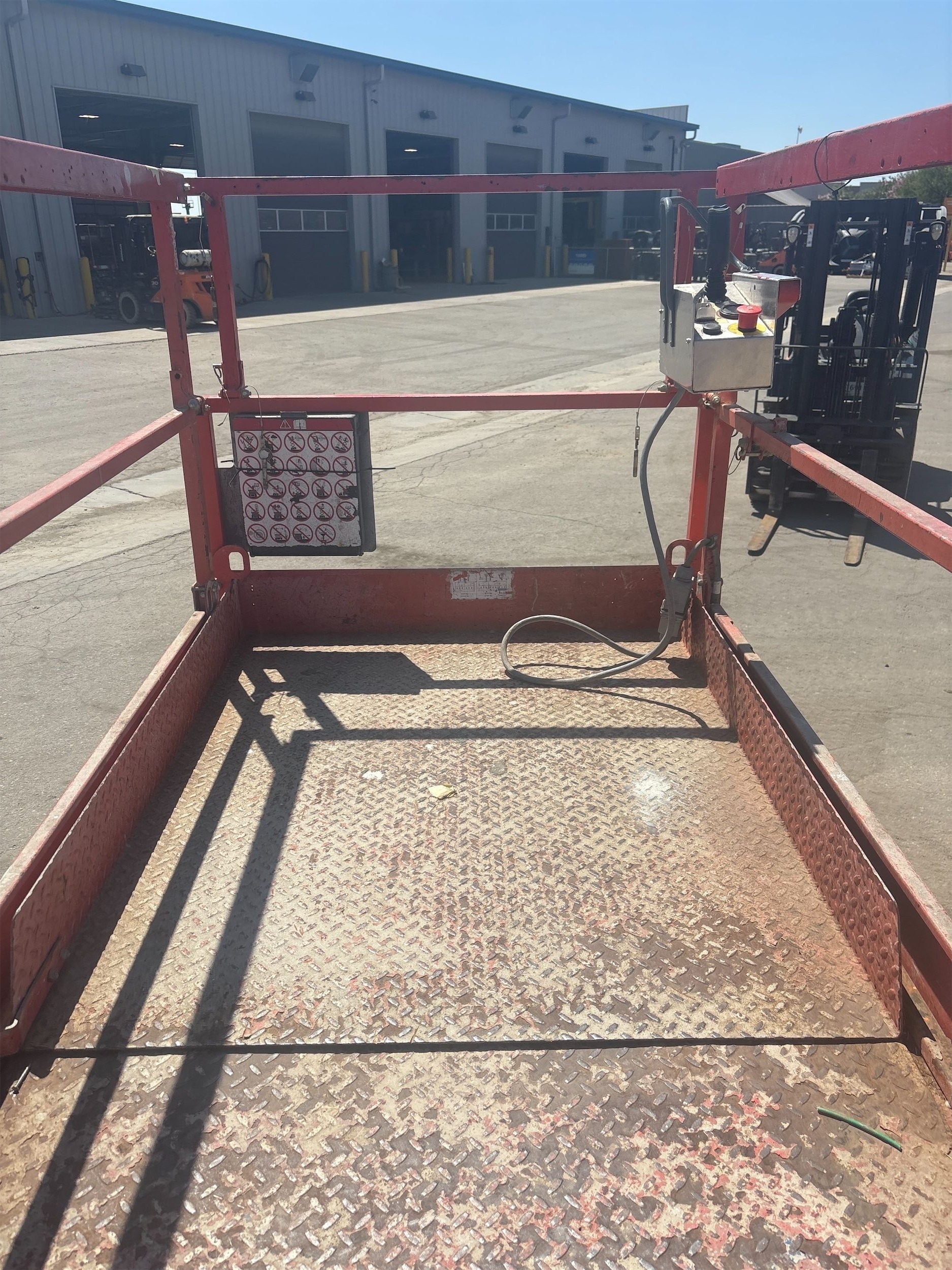 2018 SKYJACK SJIII4626 Scissor Lift in Bakersfield, CA
